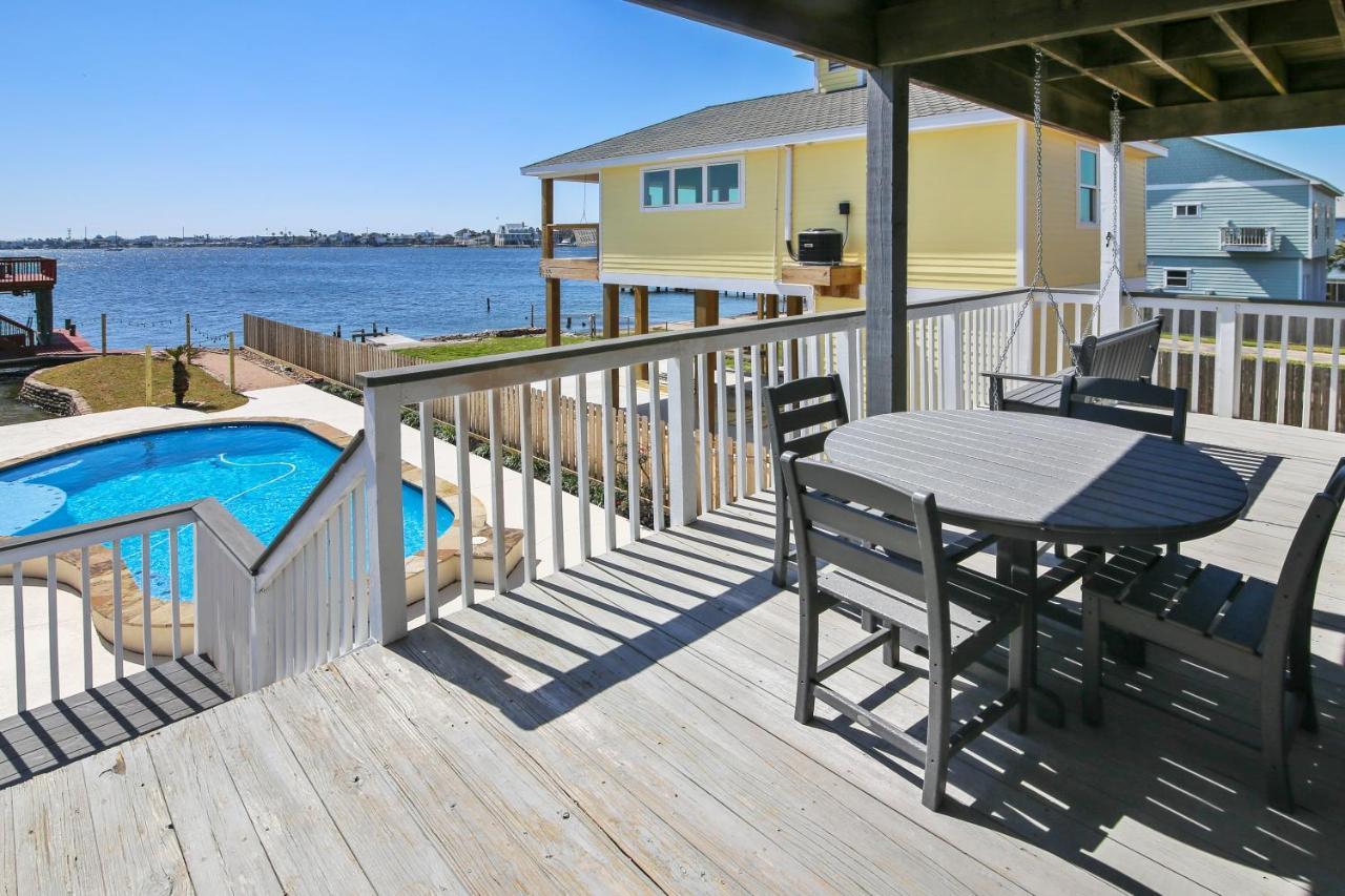 Villa Pool Days And Dock Nights Galveston Esterno foto