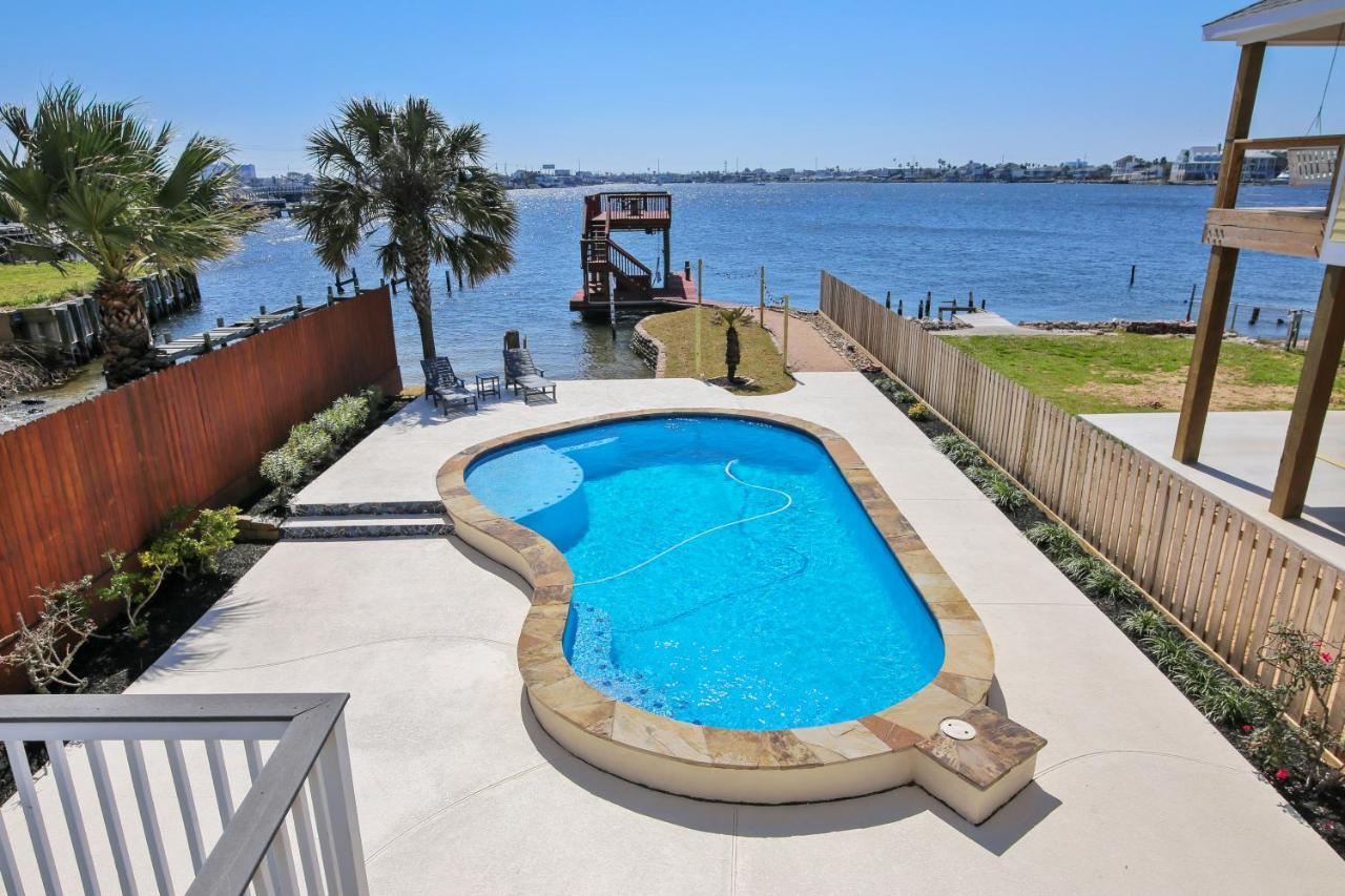 Villa Pool Days And Dock Nights Galveston Esterno foto